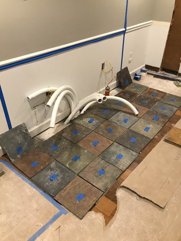 Tile layout with pipe.jpg