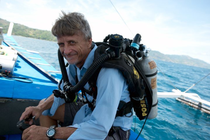 331138608_Richard_L._Pyle_On_Boat_in_Philippines_with_Poseidon_SE7EN_Rebreather(Small).jpg.f038bc0f164032211bef66fed9f58168.jpg